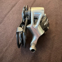 Carica l'immagine nel visualizzatore di Gallery, Campagnolo Record Titanium