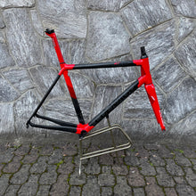 Carica l'immagine nel visualizzatore di Gallery, Colnago C64