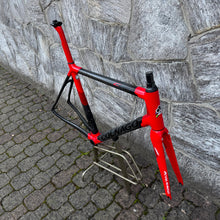 Carica l'immagine nel visualizzatore di Gallery, Colnago C64