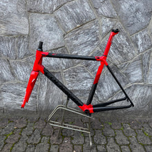 Carica l'immagine nel visualizzatore di Gallery, Colnago C64