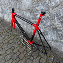 Carica l'immagine nel visualizzatore di Gallery, Colnago C64