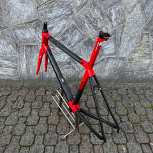 Carica l'immagine nel visualizzatore di Gallery, Colnago C64