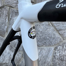 Carica l'immagine nel visualizzatore di Gallery, Colnago C64