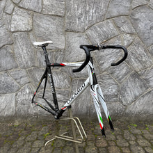 Carica l'immagine nel visualizzatore di Gallery, Colnago EPS