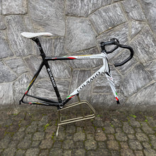 Carica l'immagine nel visualizzatore di Gallery, Colnago EPS