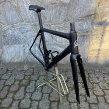 Carica l'immagine nel visualizzatore di Gallery, Colnago C64