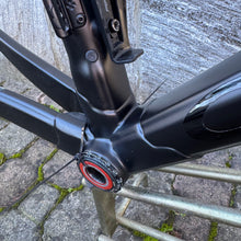 Carica l'immagine nel visualizzatore di Gallery, Colnago C64