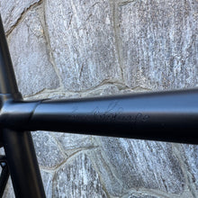 Carica l'immagine nel visualizzatore di Gallery, Colnago C64