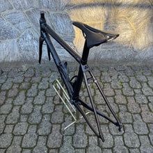 Carica l'immagine nel visualizzatore di Gallery, Colnago C64