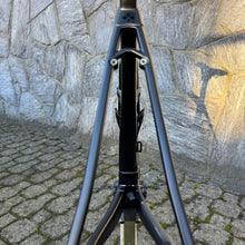 Carica l'immagine nel visualizzatore di Gallery, Colnago C64