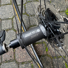 Carica l'immagine nel visualizzatore di Gallery, DT Swiss RC38 C Spline