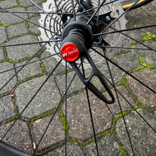 Carica l'immagine nel visualizzatore di Gallery, DT Swiss RC38 C Spline