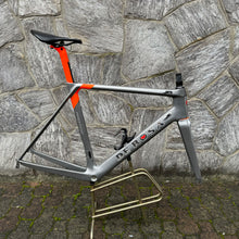 Carica l'immagine nel visualizzatore di Gallery, De Rosa Protos