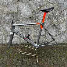 Carica l'immagine nel visualizzatore di Gallery, De Rosa Protos