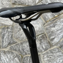 Carica l'immagine nel visualizzatore di Gallery, Focus Izalco Max