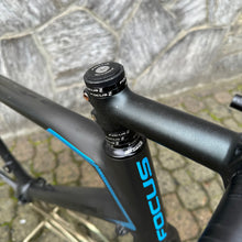 Carica l'immagine nel visualizzatore di Gallery, Focus Izalco Max