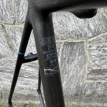 Carica l'immagine nel visualizzatore di Gallery, Focus Izalco Max