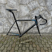 Carica l'immagine nel visualizzatore di Gallery, Focus Izalco Max