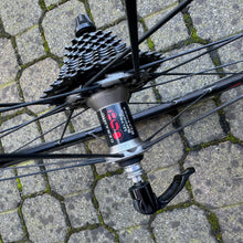 Carica l'immagine nel visualizzatore di Gallery, Fulcrum Racing Zero