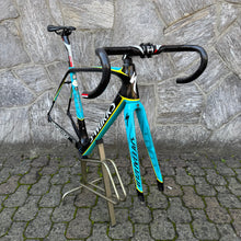 Carica l'immagine nel visualizzatore di Gallery, Specialized S-Works Tarmac SL5 - Official Astana Pro Team