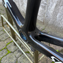 Carica l'immagine nel visualizzatore di Gallery, Specialized S-Works Tarmac SL5 - Official Astana Pro Team