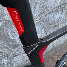 Carica l'immagine nel visualizzatore di Gallery, Colnago Concept - UAE Emirates Pro Team