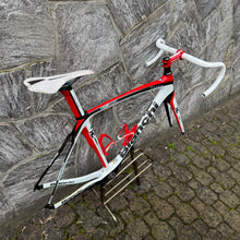 Carica l'immagine nel visualizzatore di Gallery, Bianchi Oltre Superleggera Reparto Corse
