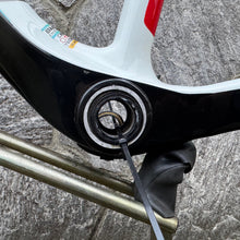 Carica l'immagine nel visualizzatore di Gallery, Bianchi Oltre Superleggera Reparto Corse
