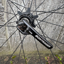 Carica l'immagine nel visualizzatore di Gallery, Bontrager Aeolus XXX 4 TLR