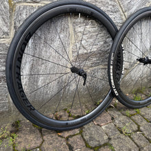 Carica l'immagine nel visualizzatore di Gallery, Bontrager Aeolus Pro 3