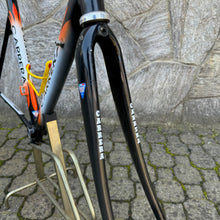 Carica l'immagine nel visualizzatore di Gallery, Carrera - Columbus Altec