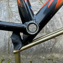 Carica l'immagine nel visualizzatore di Gallery, Carrera - Columbus Altec