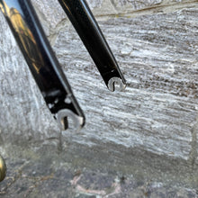 Carica l'immagine nel visualizzatore di Gallery, Colnago C40 B- Stay