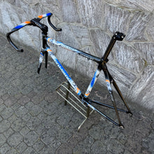 Carica l'immagine nel visualizzatore di Gallery, Colnago C40 B- Stay