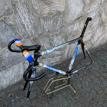 Carica l'immagine nel visualizzatore di Gallery, Colnago C40 B- Stay