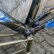 Carica l'immagine nel visualizzatore di Gallery, Colnago C40 HP Mapei Squadra Corse