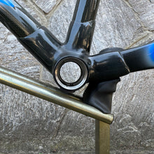 Carica l'immagine nel visualizzatore di Gallery, Colnago C40 HP Mapei Squadra Corse