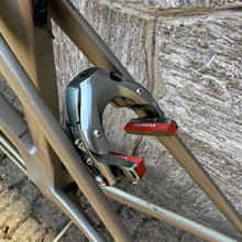 Carica l'immagine nel visualizzatore di Gallery, Trek Madone 9.8