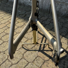 Carica l'immagine nel visualizzatore di Gallery, Trek Madone 9.8