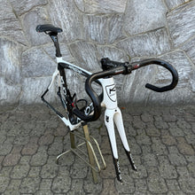 Carica l'immagine nel visualizzatore di Gallery, Kuota Kharma
