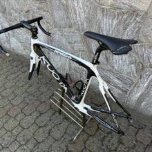 Carica l'immagine nel visualizzatore di Gallery, Kuota Kharma