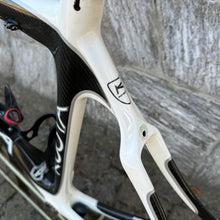 Carica l'immagine nel visualizzatore di Gallery, Kuota Kharma