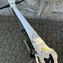Carica l'immagine nel visualizzatore di Gallery, Kuota Kharma