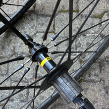 Carica l'immagine nel visualizzatore di Gallery, Mavic Cosmic Carbon Ultimate