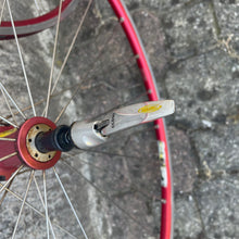 Carica l'immagine nel visualizzatore di Gallery, Mavic Helium