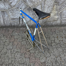 Carica l'immagine nel visualizzatore di Gallery, F. Moser Campione del Mondo - Columbus
