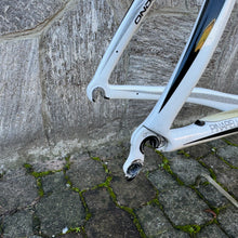 Carica l'immagine nel visualizzatore di Gallery, Pinarello Dogma 60.1