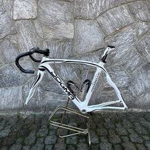 Carica l'immagine nel visualizzatore di Gallery, Pinarello Dogma 60.1
