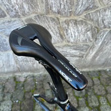 Carica l'immagine nel visualizzatore di Gallery, Pinarello Dogma 65.1 Think 2