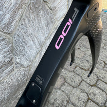Carica l'immagine nel visualizzatore di Gallery, Pinarello Dogma F100 Limited Edition